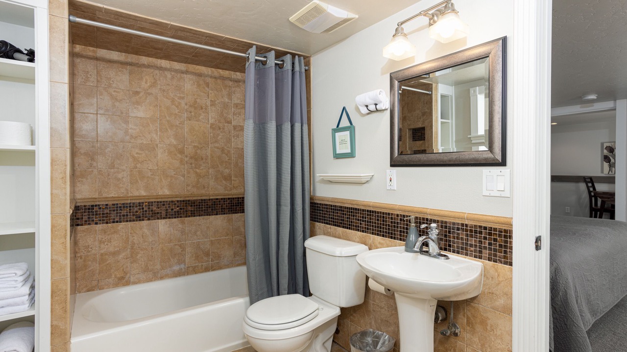 Photo of Bathroom in River West