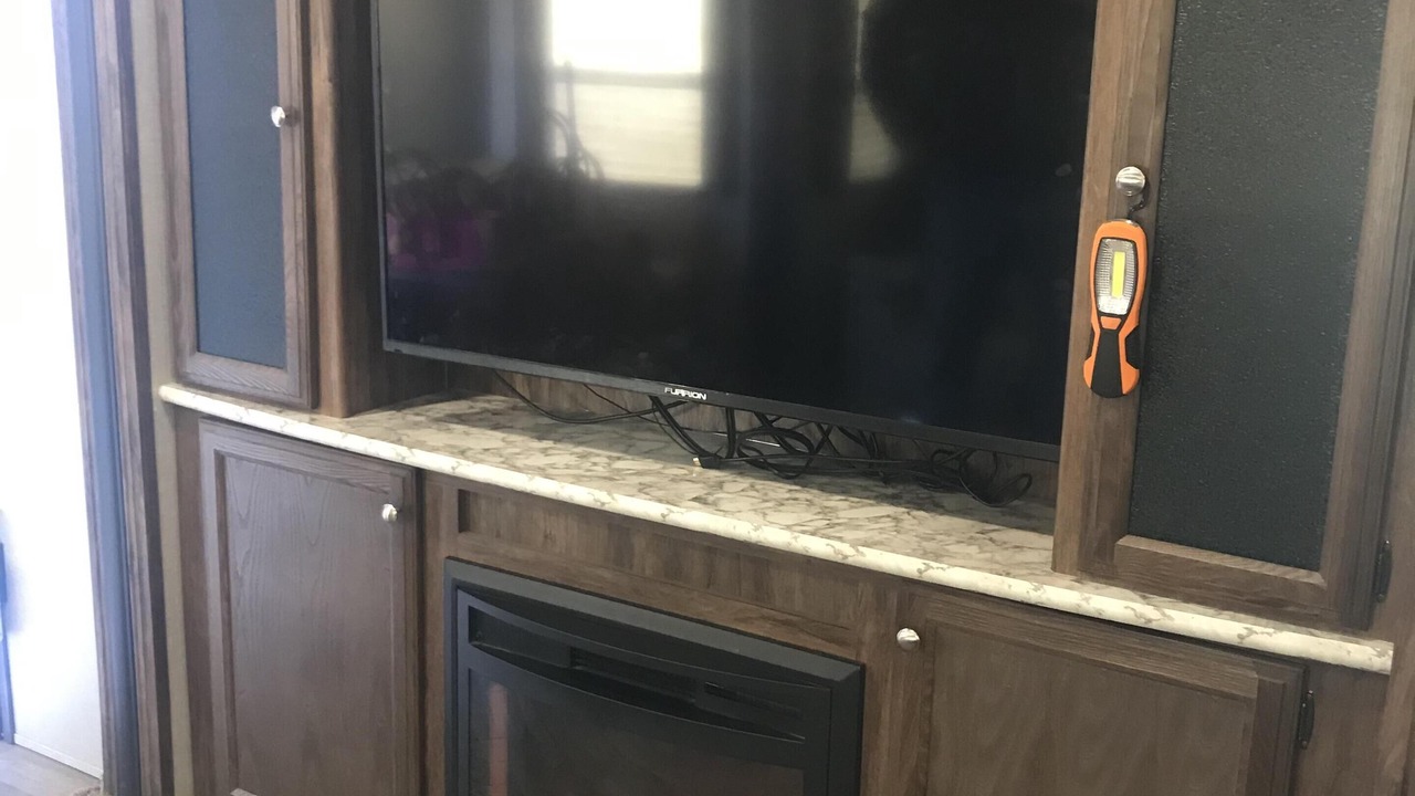 Photo of Livingroom in Victor