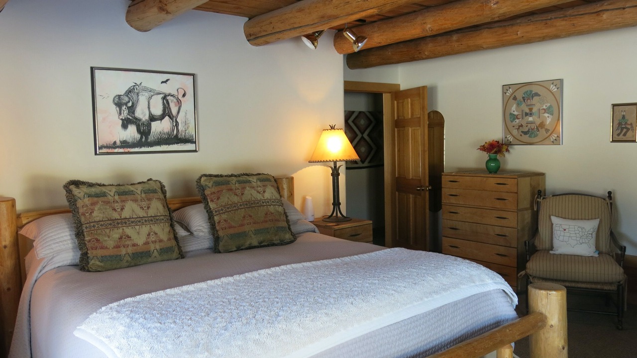 Photo of Livingroom in John Dodge