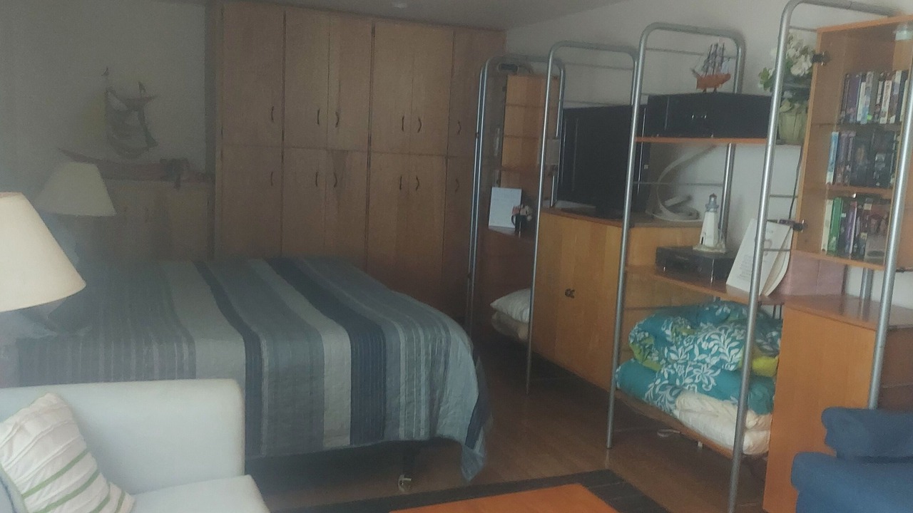 Photo of Bedroom in Coupeville