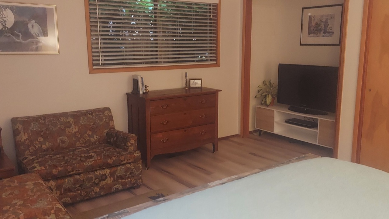 Photo of Bedroom in Coupeville