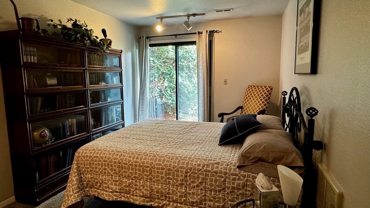 Photo of Bedroom in Cedar Hills