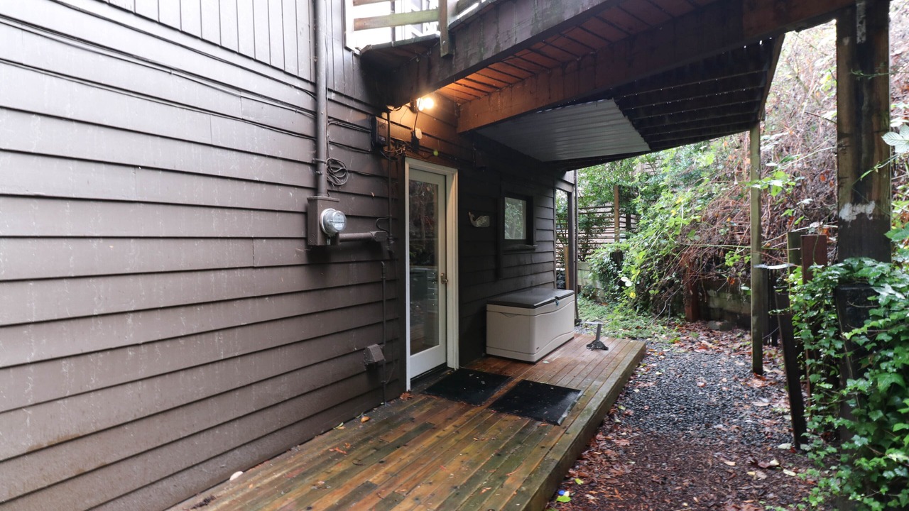 Photo of Patio Balcony in Bainbridge Island