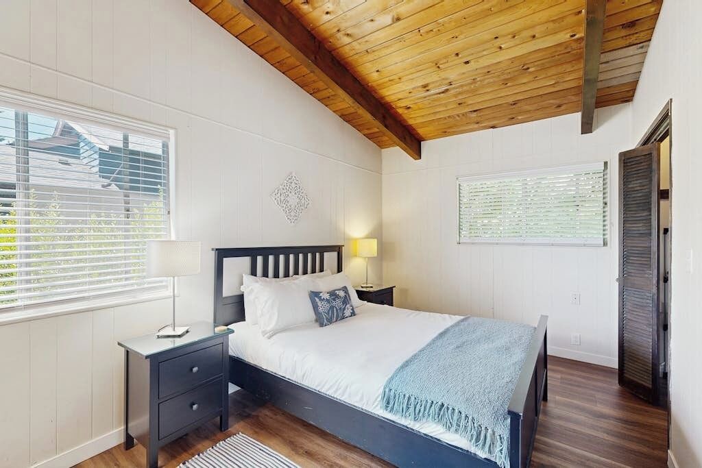 Photo of Bedroom in Bainbridge Island