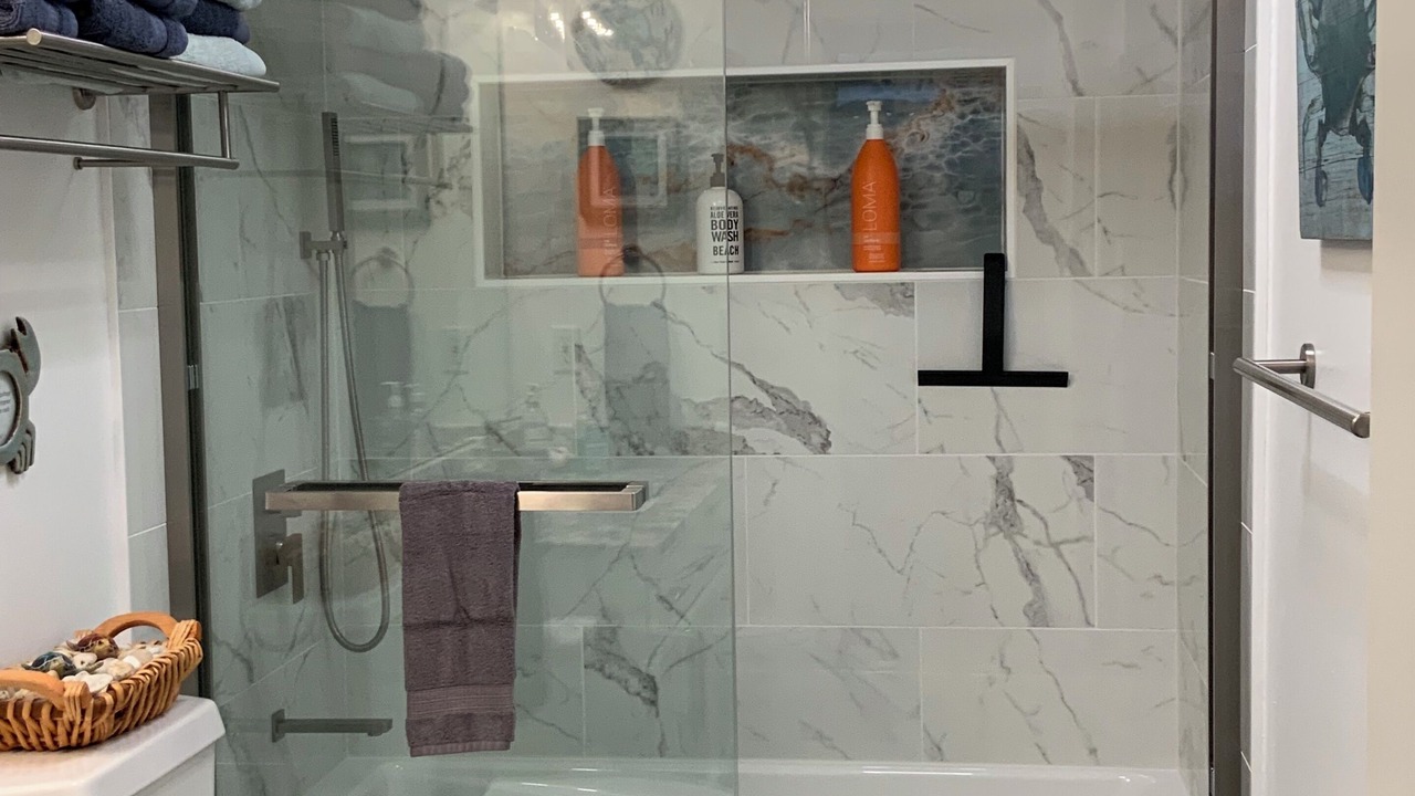 Photo of Bathroom in Coupeville