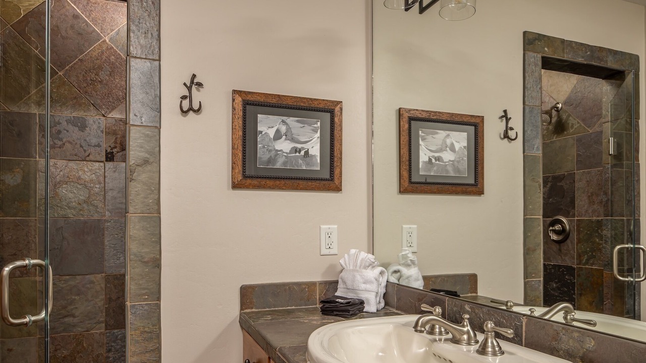 Photo of Bathroom in Big Sky