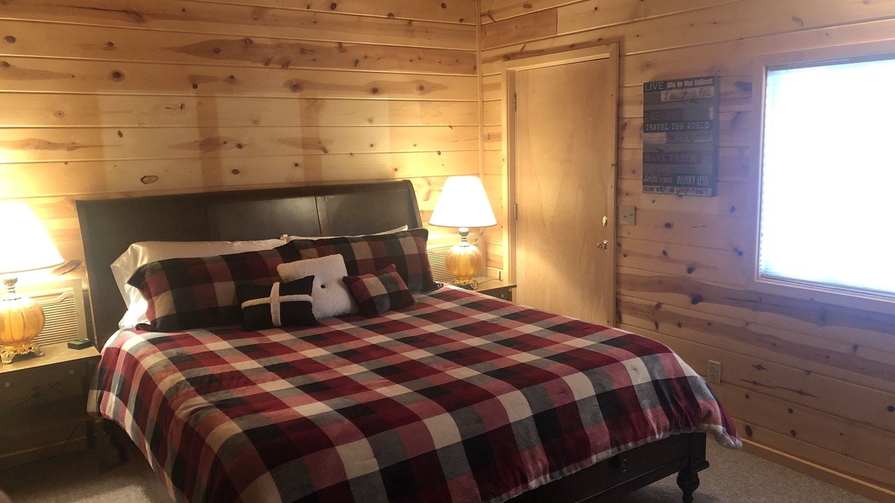 Photo of Bedroom in Donnelly