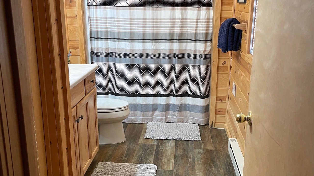 Photo of Bathroom in Donnelly
