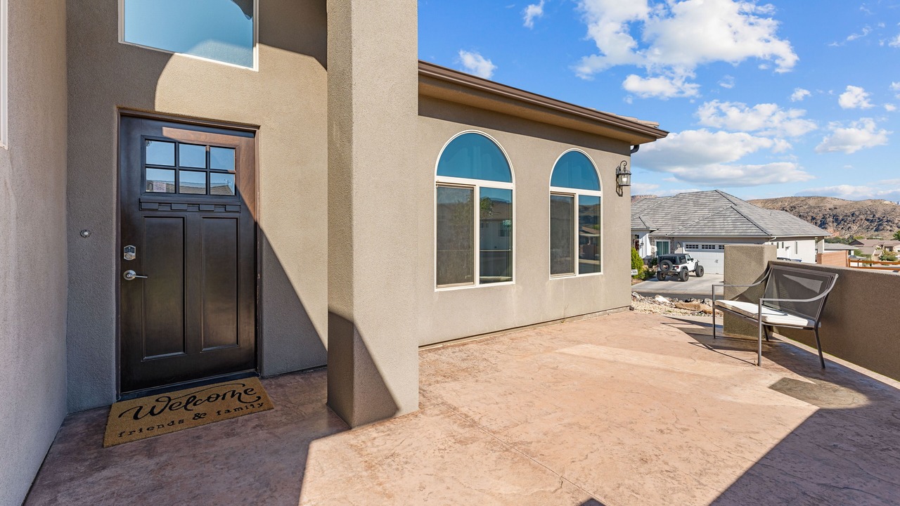 Photo of Patio Balcony in Hurricane