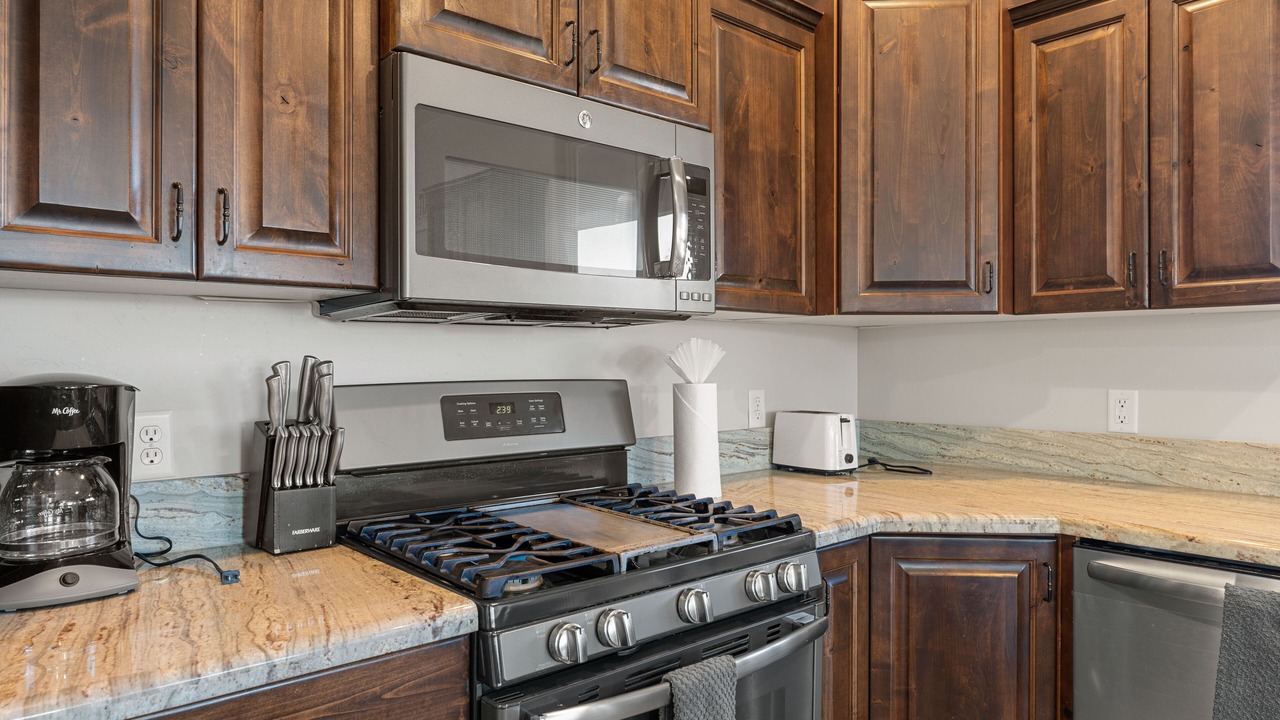 Photo of Kitchen in Hurricane