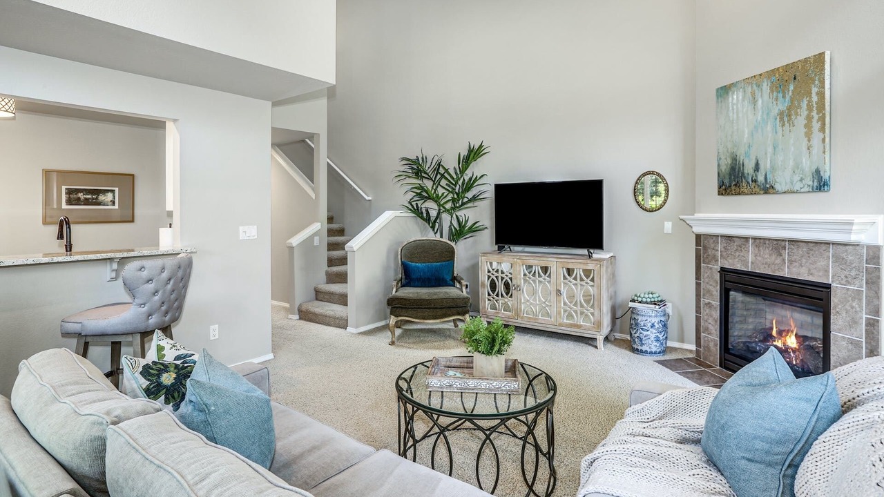Photo of Livingroom in Kirkland