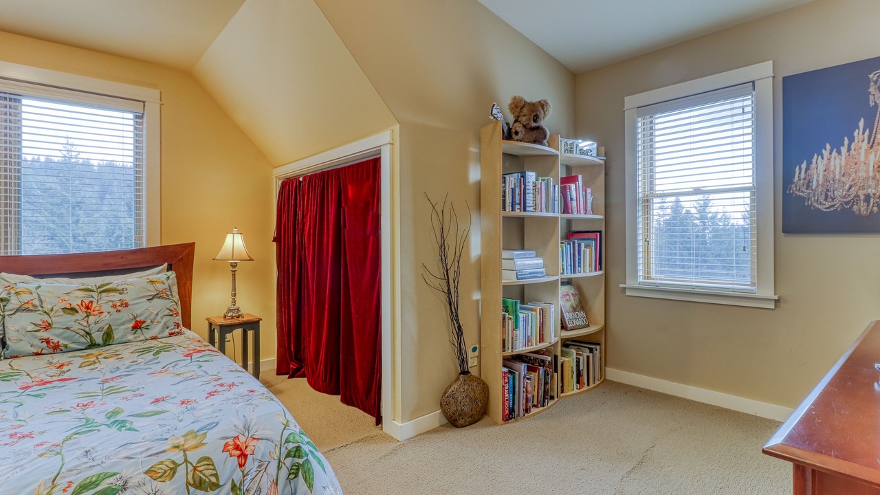 Photo of Bedroom in White Salmon