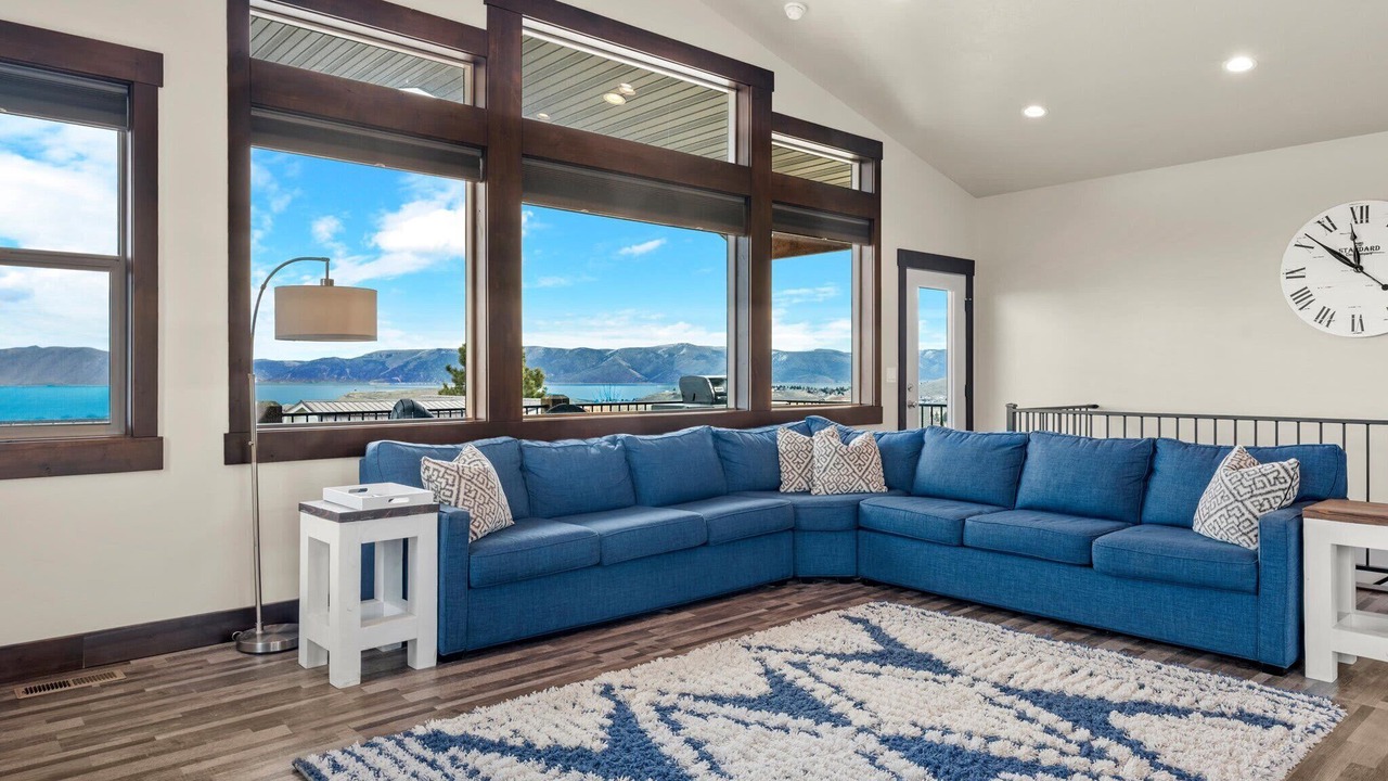 Photo of Livingroom in Sweetwater
