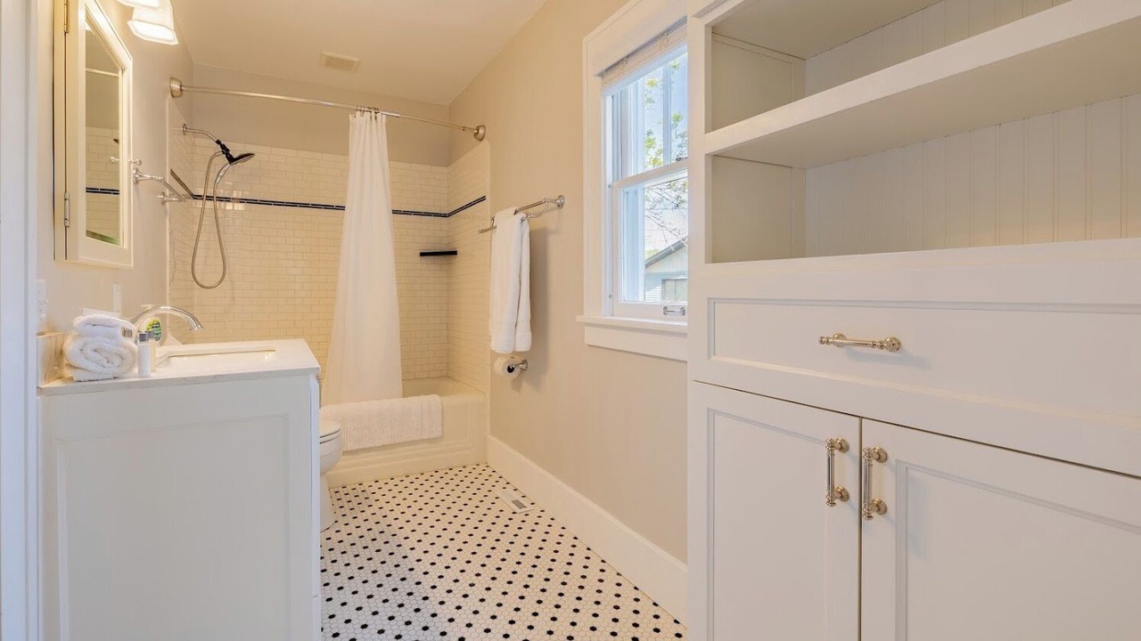 Photo of Bathroom in Cody