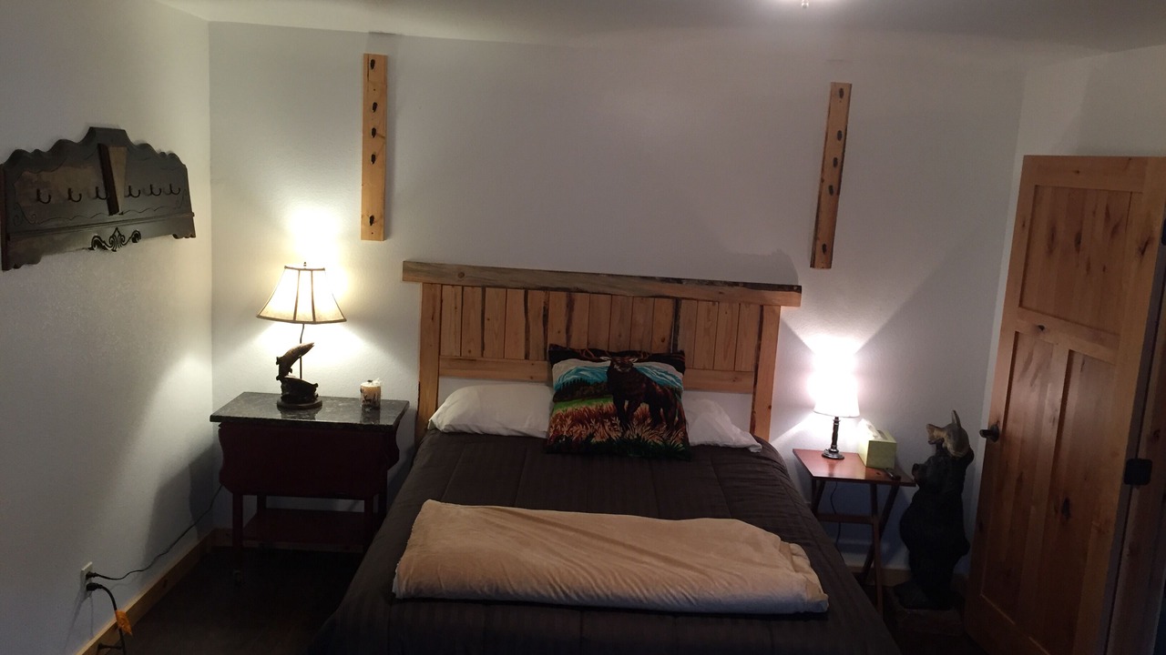 Photo of Bedroom in Ahsahka