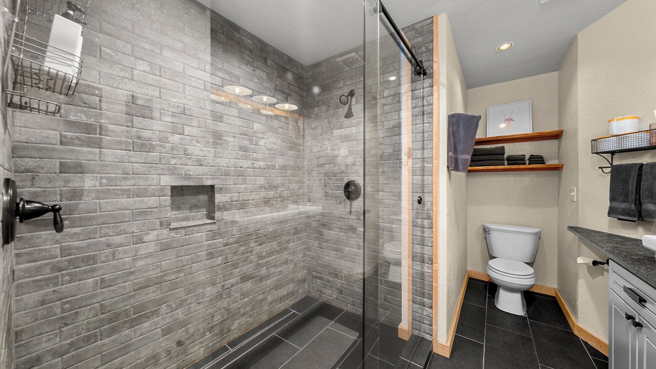 Photo of Bathroom in Leavenworth