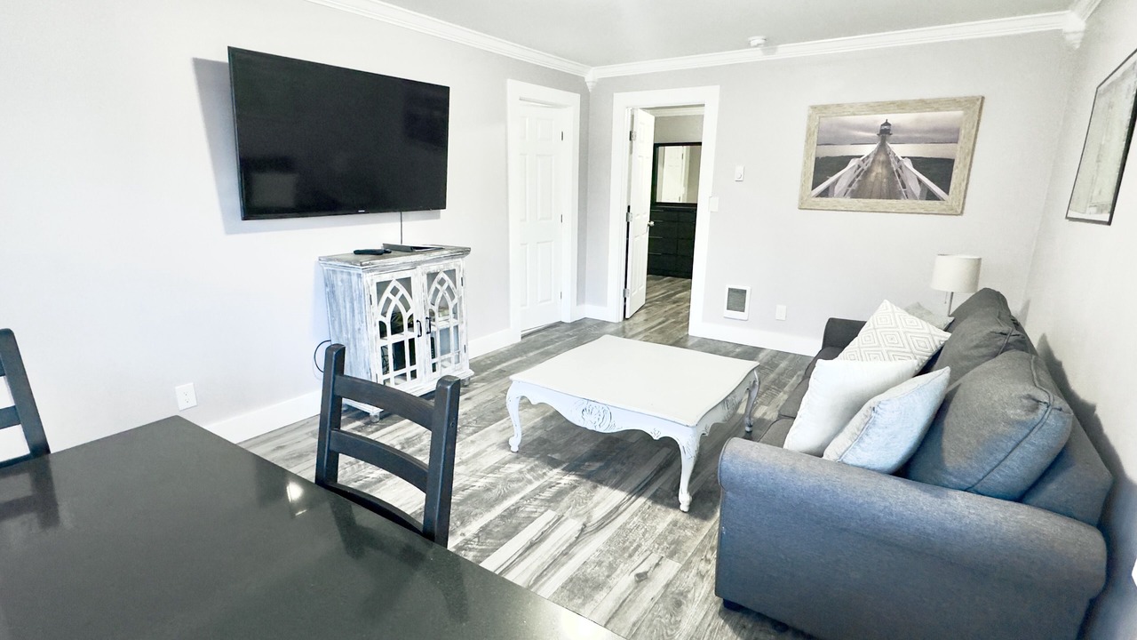 Photo of Livingroom in Hilltop