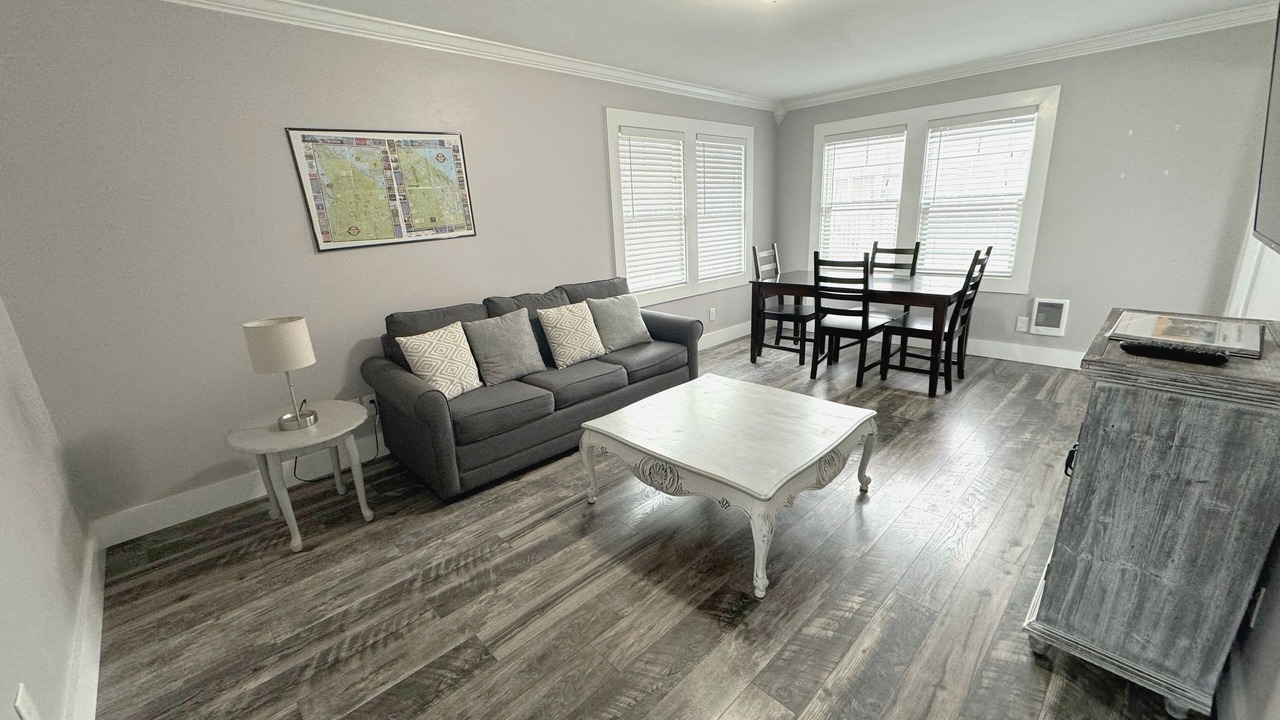 Photo of Livingroom in Hilltop