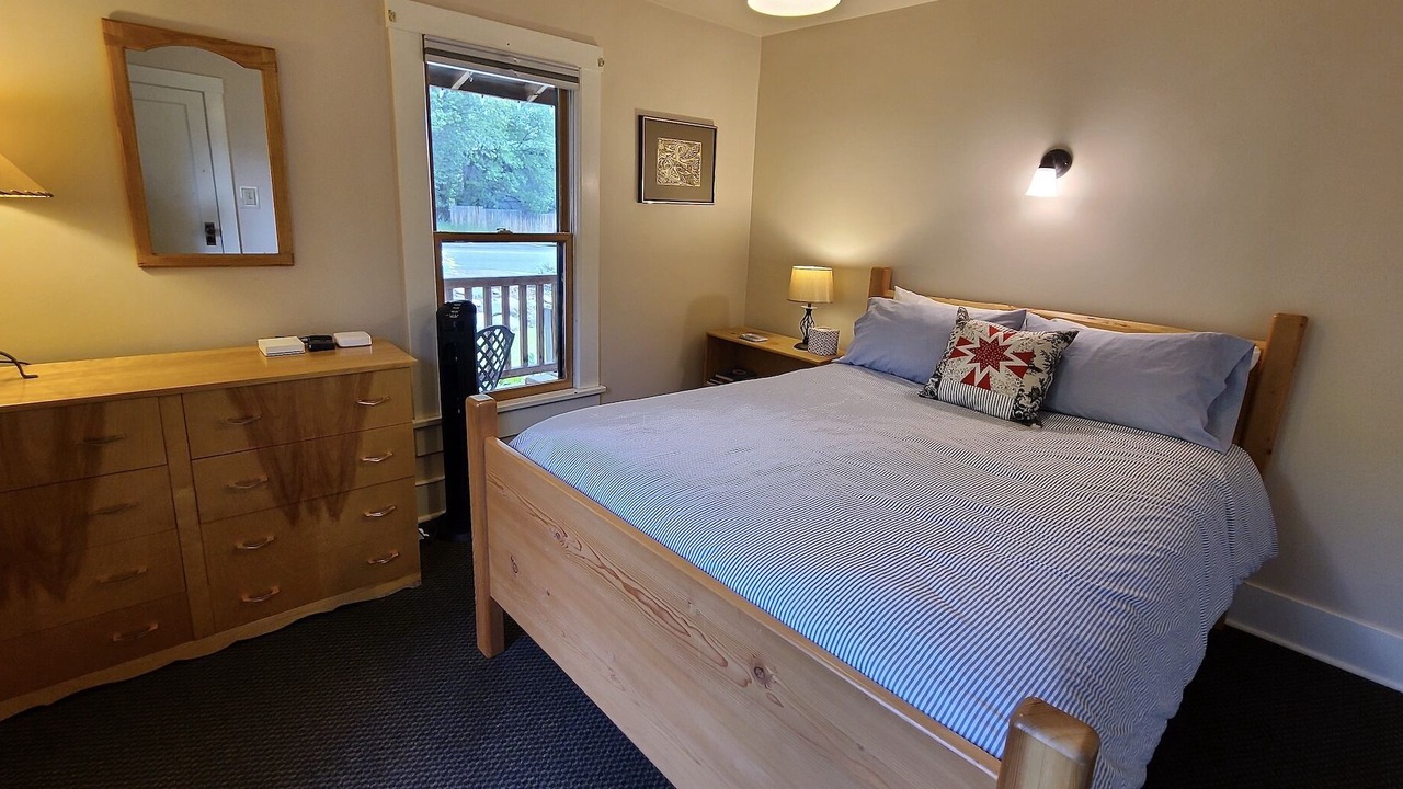 Photo of Bedroom in Winthrop