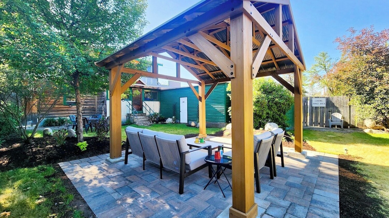 Photo of Patio Balcony in Winthrop