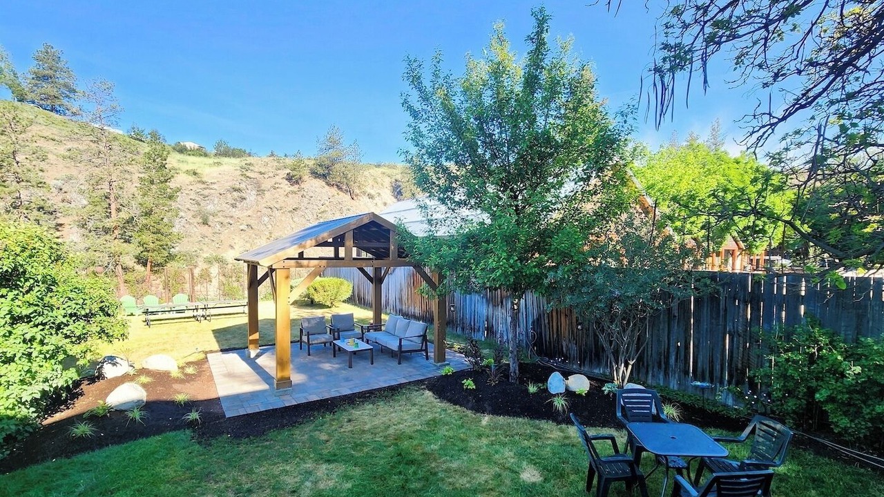 Photo of Outdoor in Winthrop