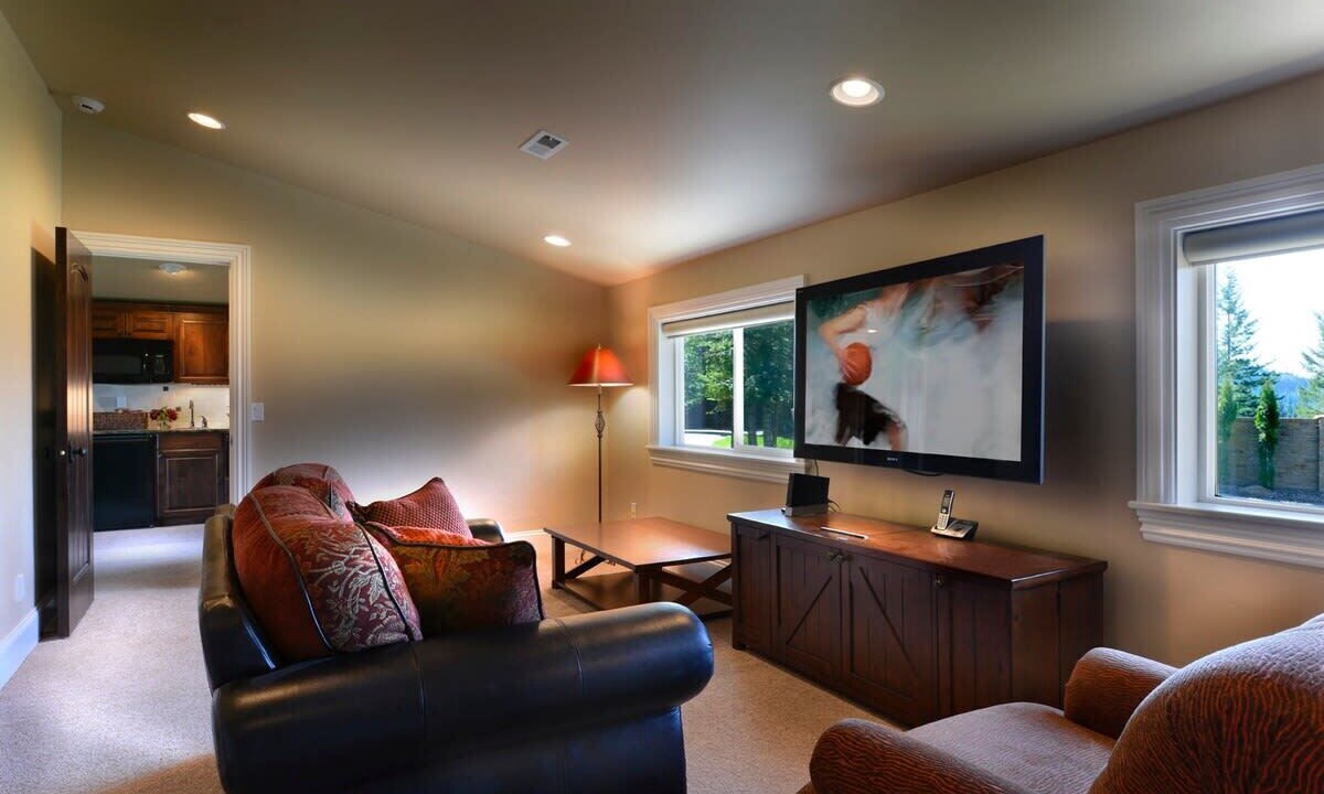 Photo of Livingroom in Harrison