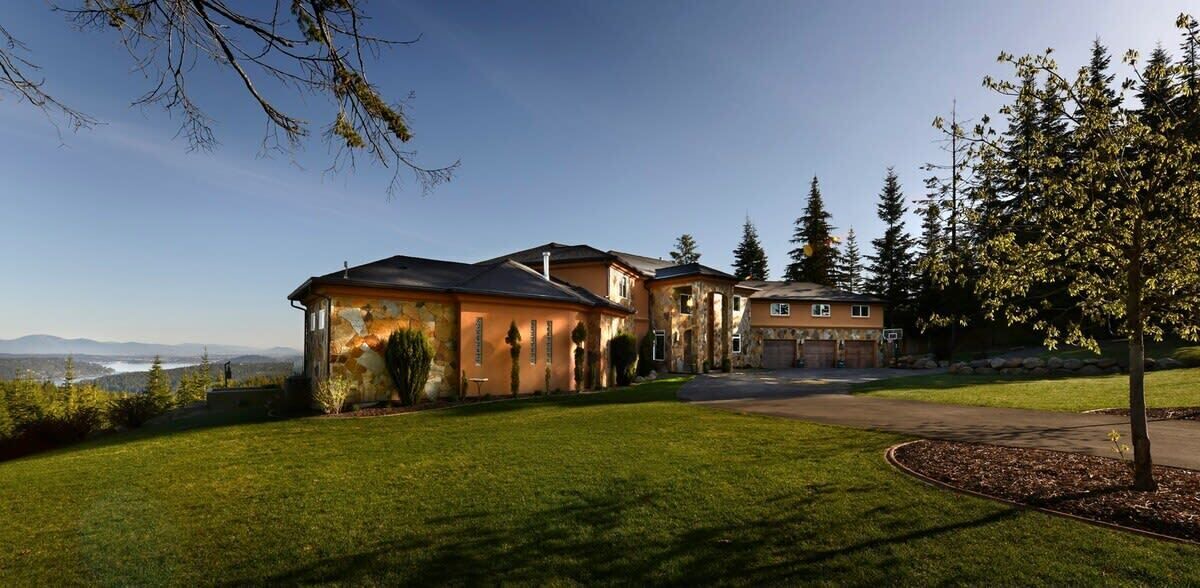 Photo of Outdoor in Harrison