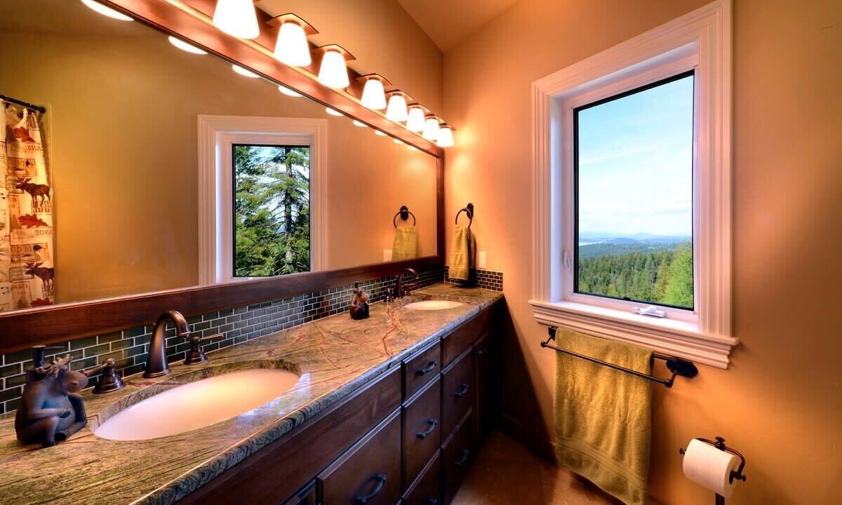 Photo of Bathroom in Harrison