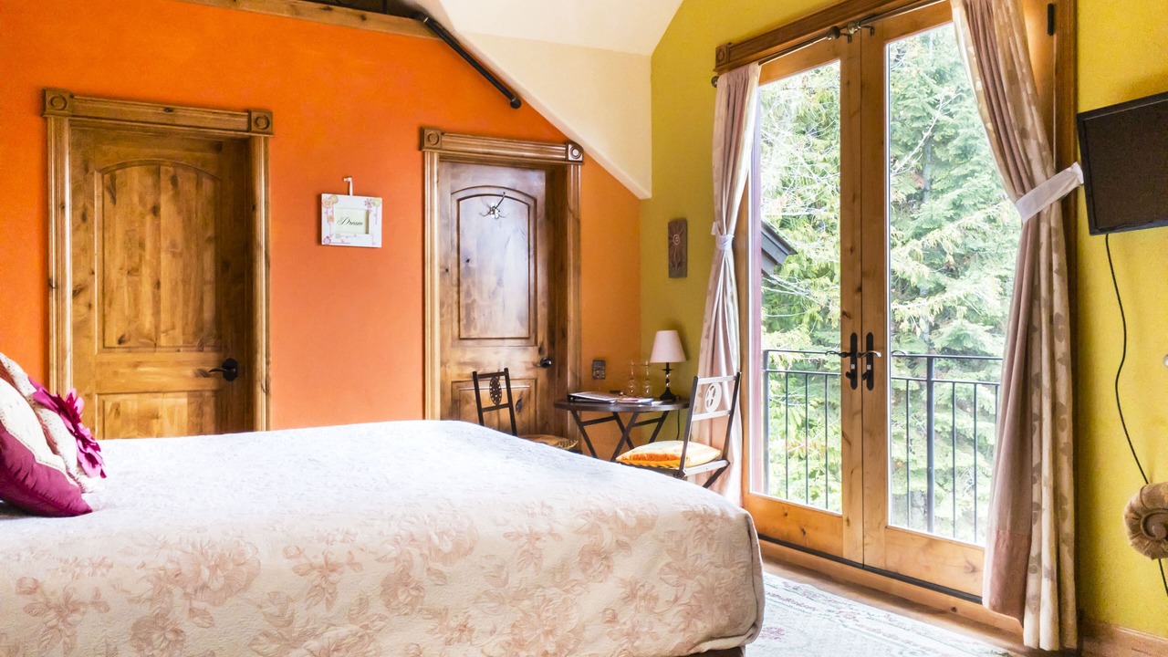 Photo of Bedroom in Sandpoint