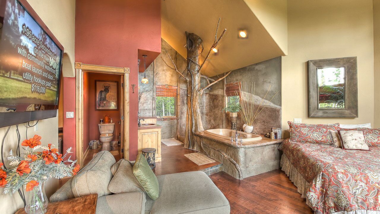 Photo of Bedroom in Sandpoint