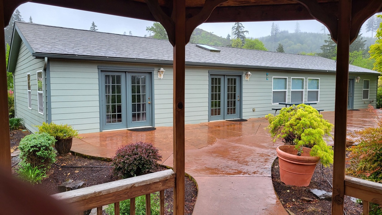 Photo of Patio Balcony in West Stayton