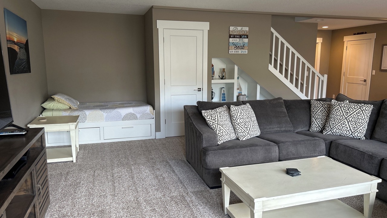 Photo of Livingroom in Rockaway Beach