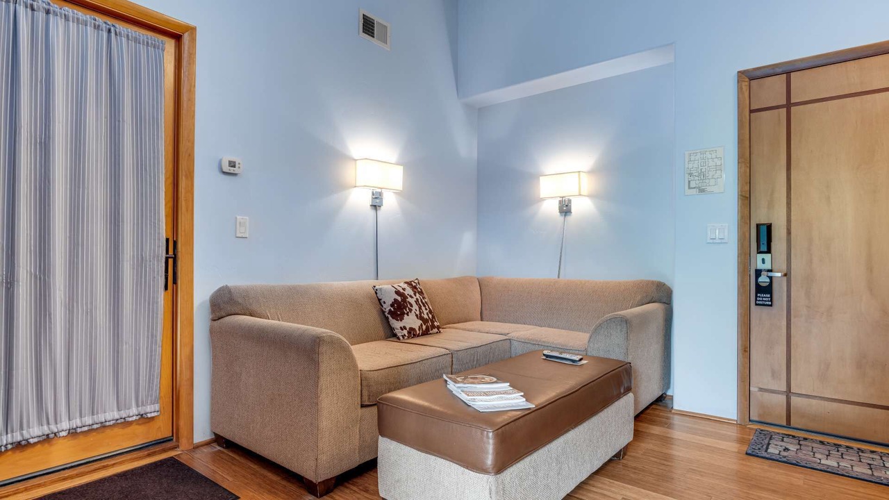Photo of Livingroom in Jackson