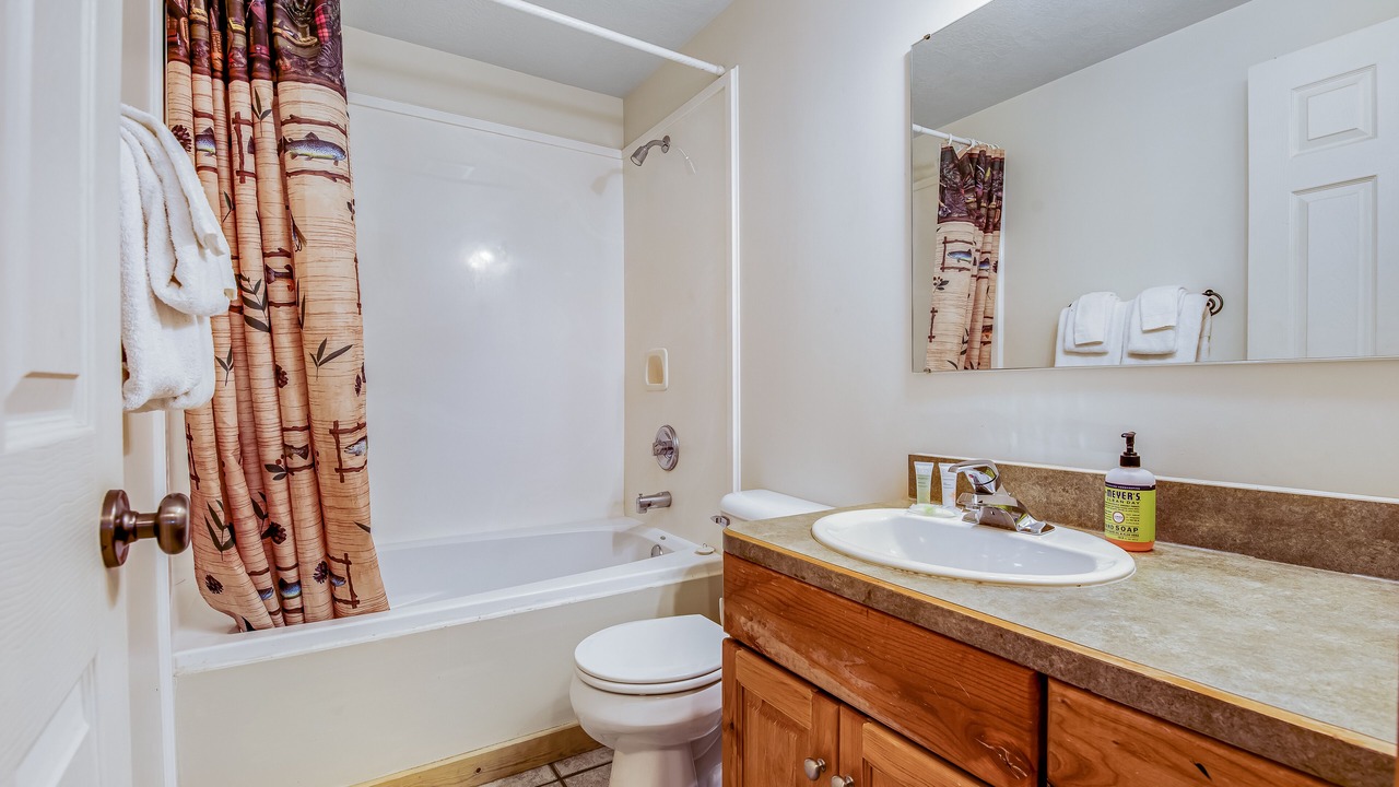 Photo of Bathroom in Harbor Village