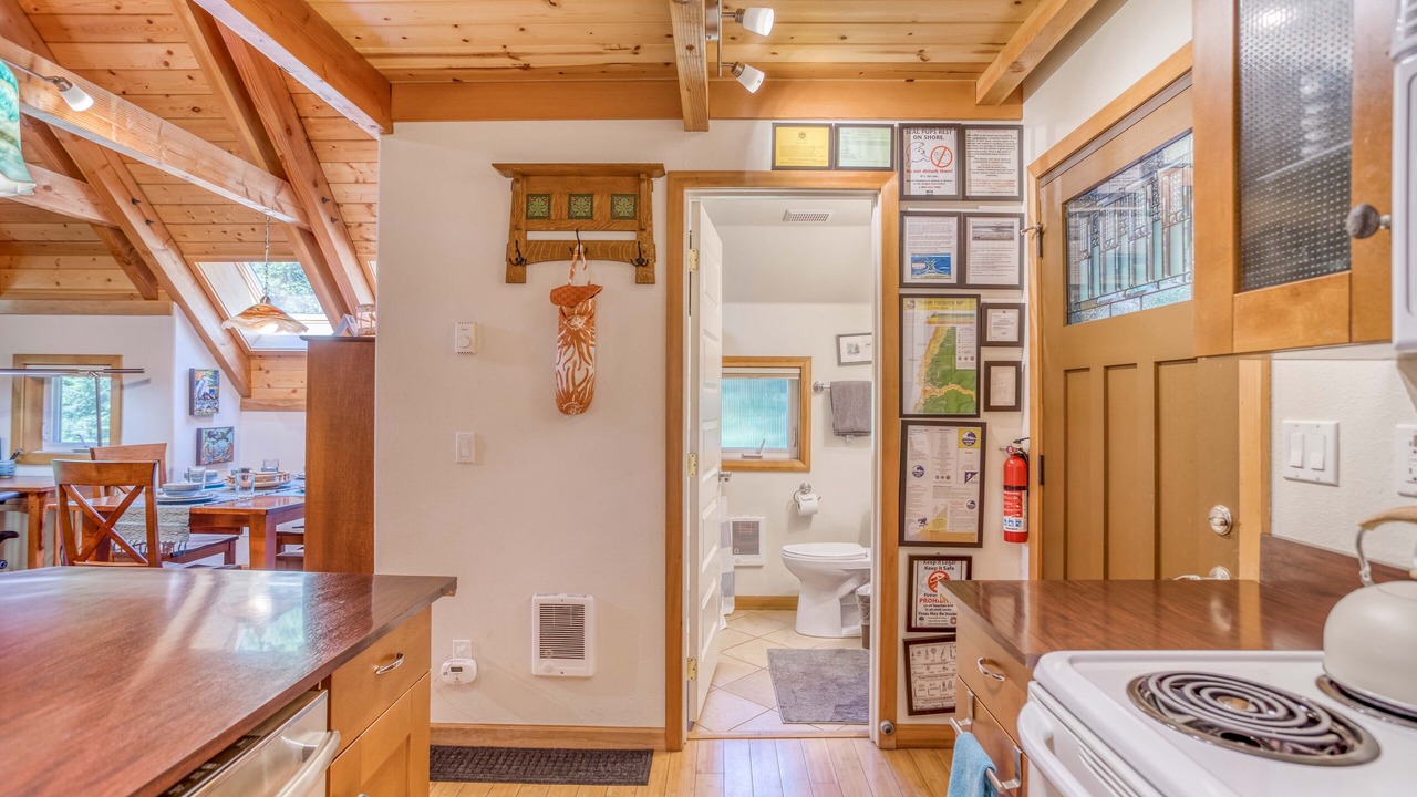 Photo of Bathroom in Yachats