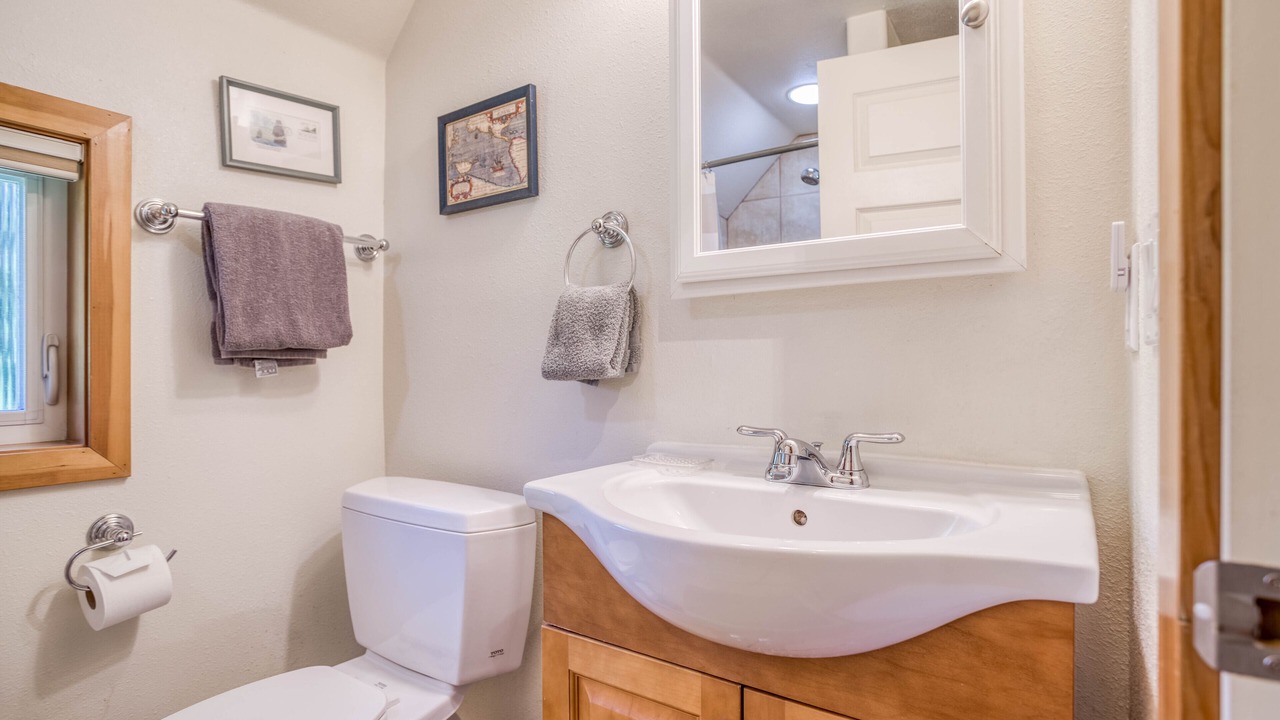 Photo of Bathroom in Yachats