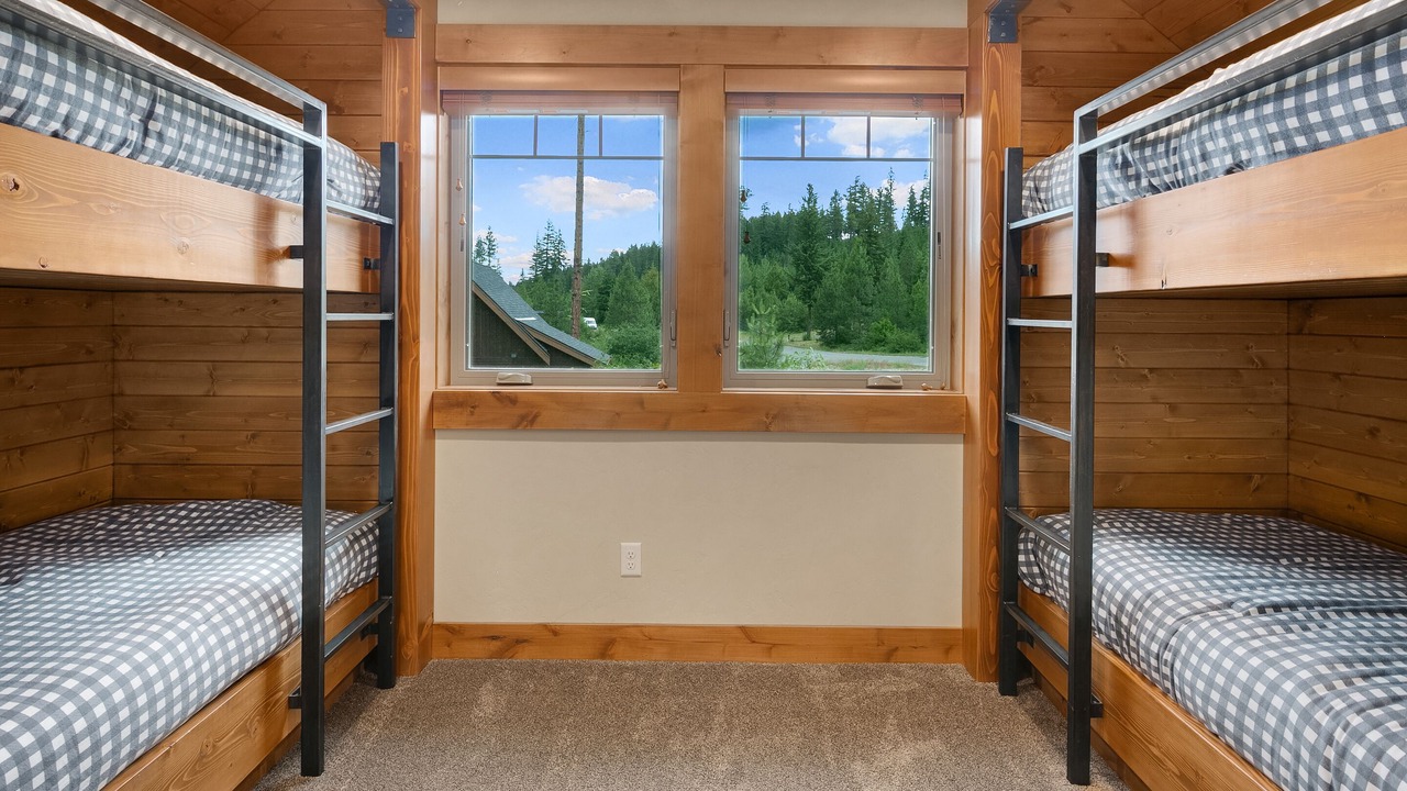 Photo of Bedroom in Cle Elum