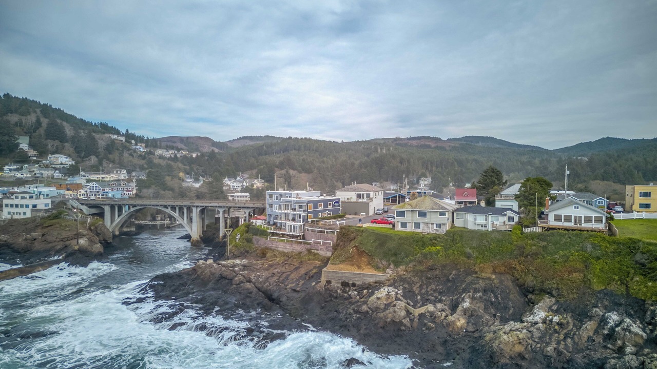 Photo of Others in Depoe Bay