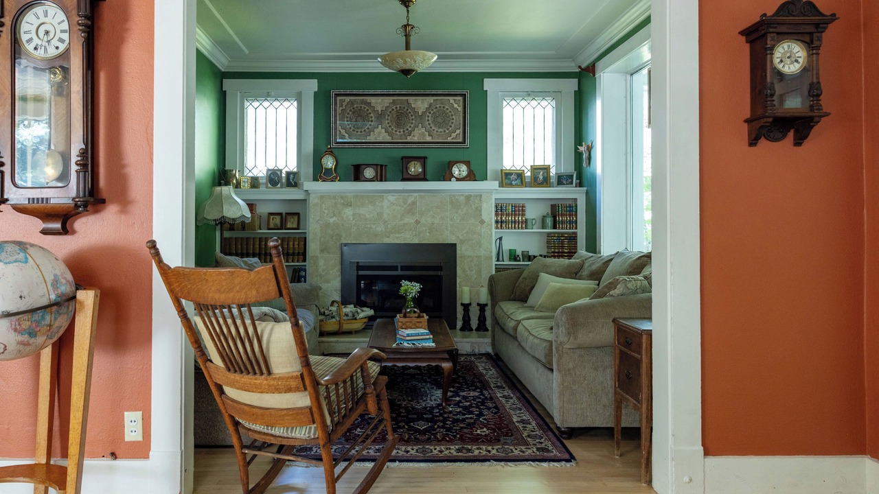 Photo of Livingroom in Garden District
