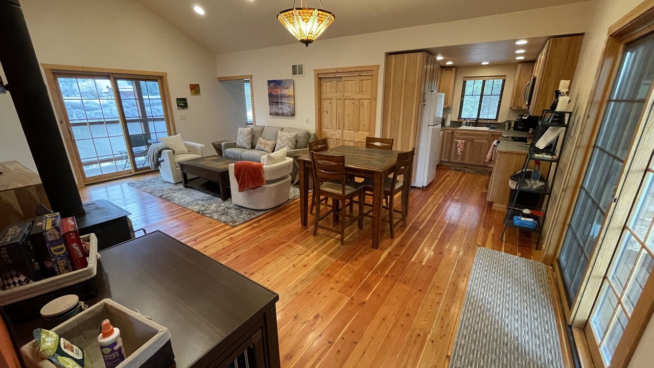 Photo of Bedroom in Loon Lake