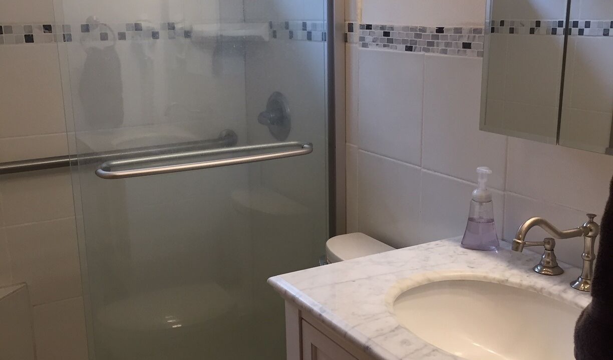 Photo of Bathroom in Anderson Island