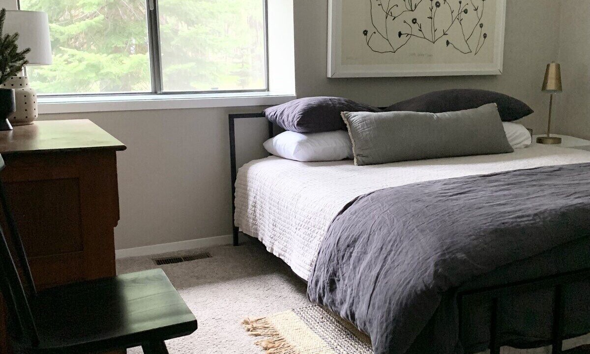 Photo of Bedroom in Black Butte Ranch