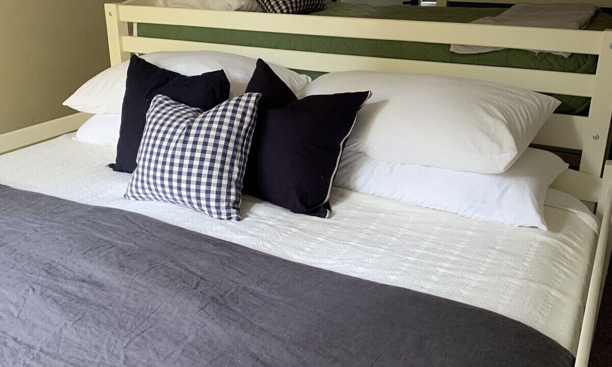 Photo of Bedroom in Black Butte Ranch