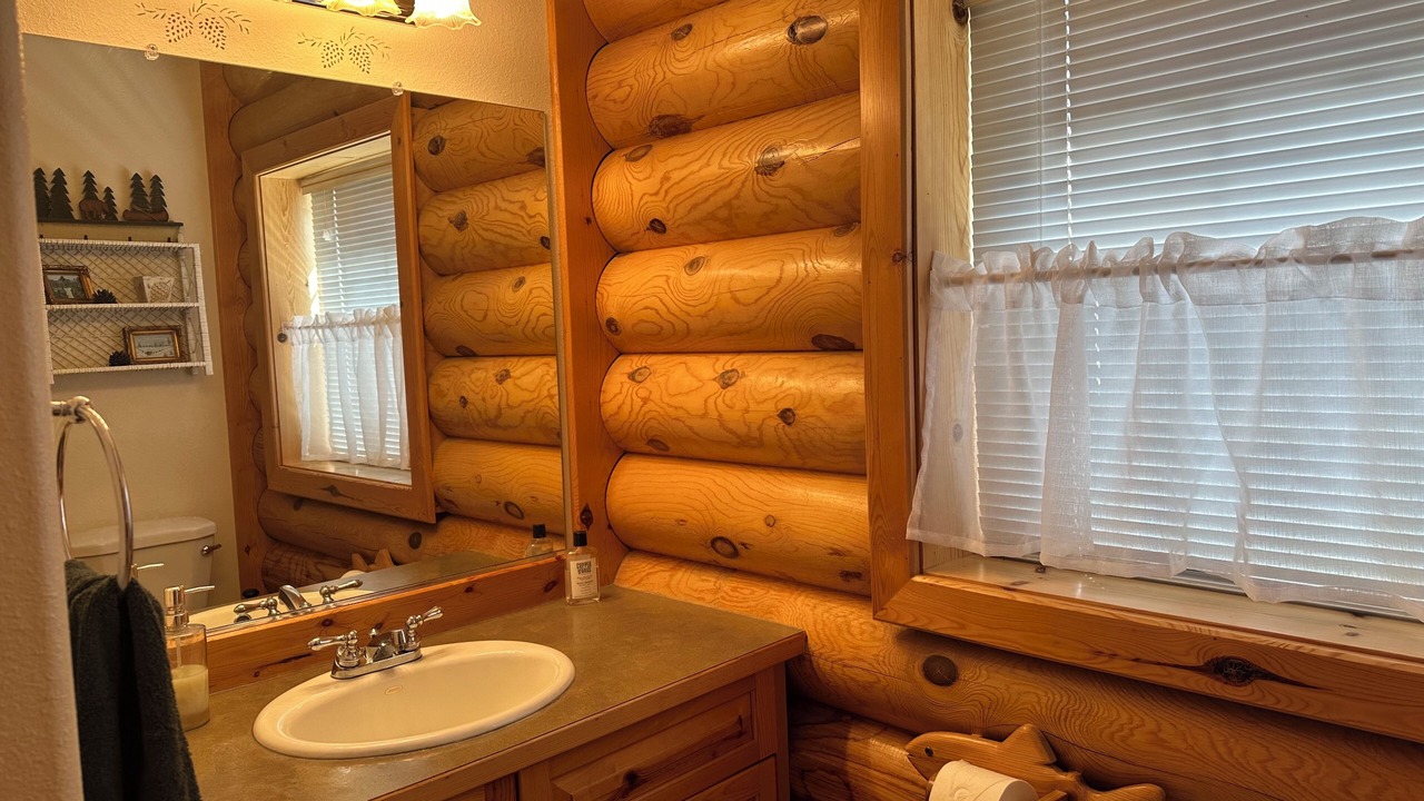 Photo of Bathroom in Leavenworth