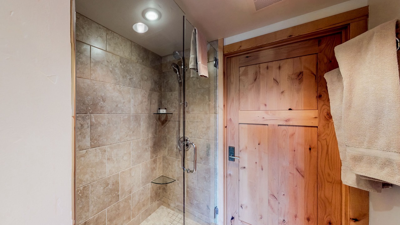 Photo of Bathroom in Elkhorn Village