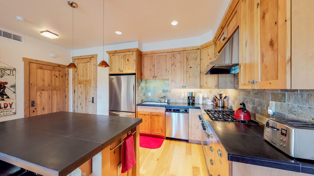 Photo of Kitchen in Elkhorn Village