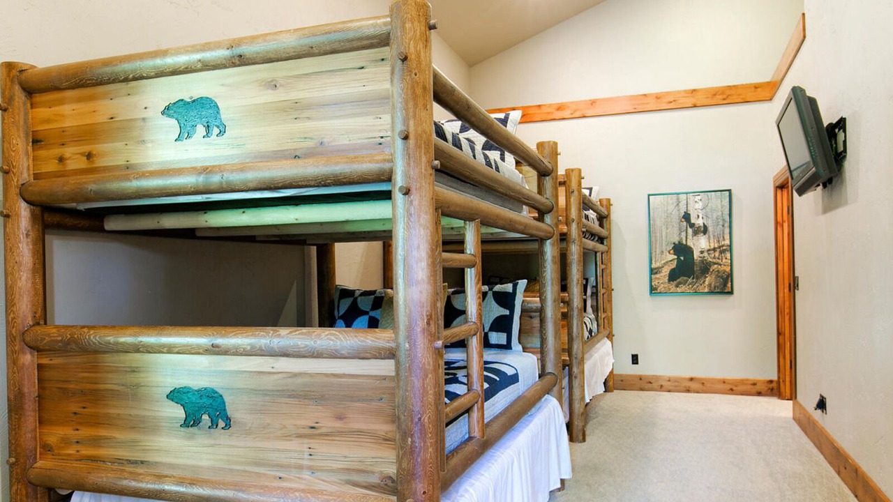Photo of Bedroom in Sundance