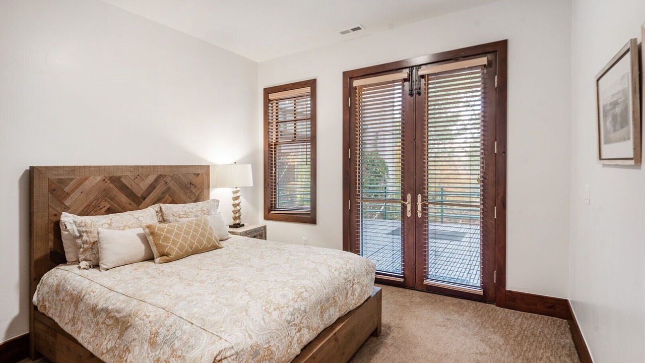 Photo of Bedroom in Sundance