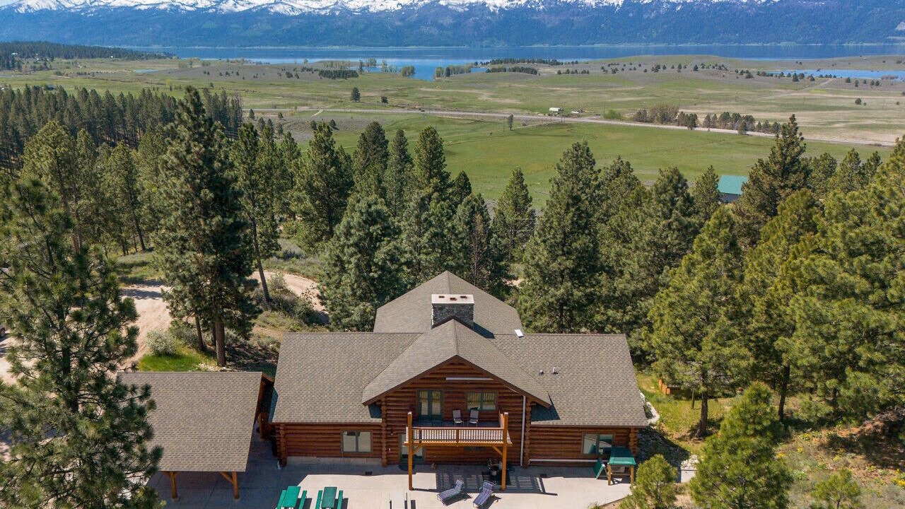 Photo of Outdoor in Tamarack