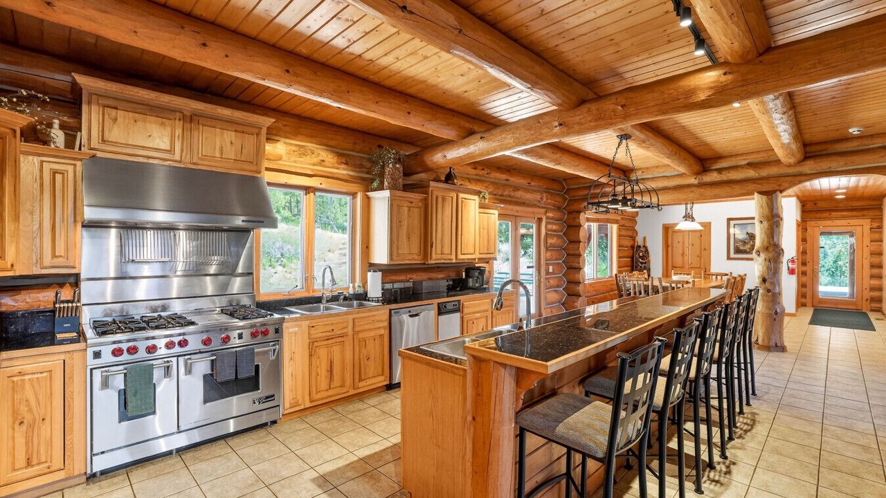 Photo of Kitchen in Tamarack